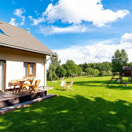 Apartamenty Czerwony Dworek - Duzy Teren Zielony, Plac Zabaw, Miejsce Na Grilla I Staw Z Mozliwoscia Wedkowania, Boisko Мислаковице Екстериор снимка